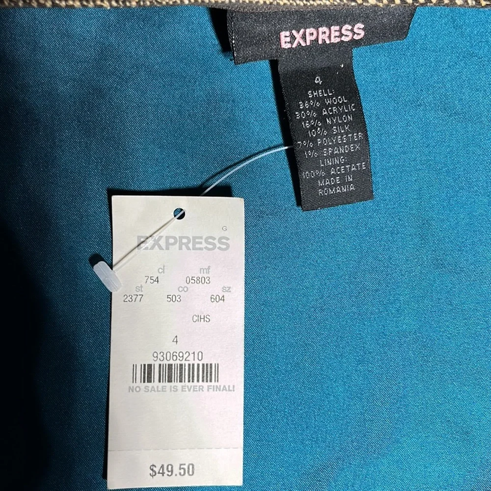 Express Vintage brown wool patched tweed mini skirt with 3 buckles. - Picture 5 of 6